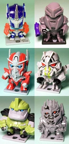 Hasbro Transformers 30th Anniversary Blind Bag 1.25 inches mini figure Ratchet Cover