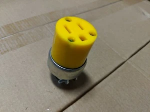 10 pc Vinyl Armored Connector, 2-Pole 3-Wire Grounding, 15A-125V, NEMA 5-15R - Picture 1 of 5