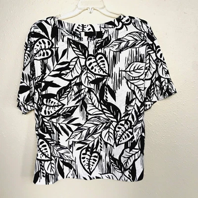 Tahari T-Shirt Black/White Leaf Short Slv Boat Neck Cotton Top  ~ Plus Size 2X - Image 1 of 4