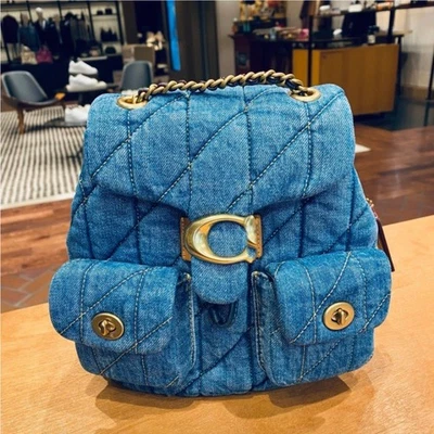 蔻驰Tabby绗缝皮革背包黄铜靛蓝蓝色女式设计师包 — 第 1/4 张图片