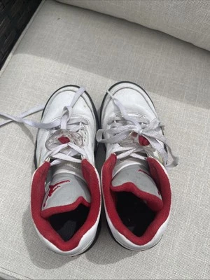 Nike Air Jordan 5 Zapatos de Golf Retro Bajos Picos Rojo Fuego talla US 4  Foto 1 de 4