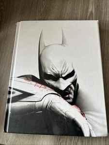 Batman Cover Arkham City Collector's Edition Strategy Guide + Poster Lithographs - Picture 1 of 6