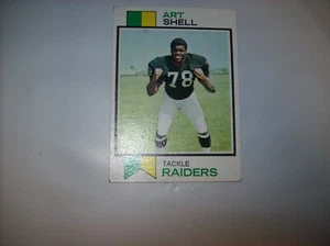 1973 Topps # 77 Art Shell Rookie Card Oakland Raiders HOF MP Free Ship - Picture 1 of 3