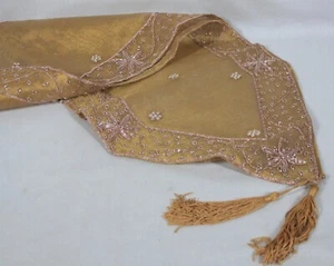 BEAUTIFUL GOLD LAMÉ HANDSEWN WITH SEQUINS & BEADS TABLE RUNNER 72" X 13" NEW - Picture 1 of 4
