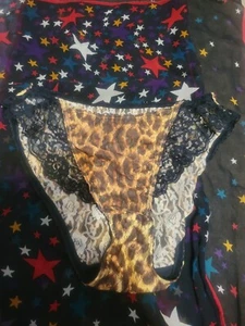 Super Rare 90s Leopard & Black Ruffle Lace Vintage Panties Fruit of the Loom S  - Picture 1 of 6