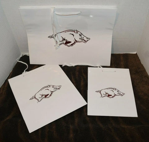 Arkansas RAZORBACK Tiara Gift Bag Set of 3 Bags NWT Cover