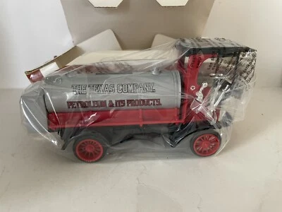 ERTL Texaco 1910 TANKER #12 COLLECTOR SERIES Die Cast Locking Coin Bank NEW - Image 1 of 3