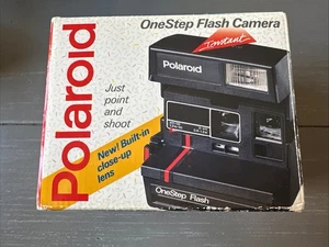Vintage Polaroid OneStep Instant Camera Closeup 600 w/Original Box - Picture 1 of 10