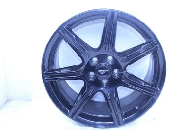 Llanta Ford Mustang 2018-2021 19 X 8,5 JR3Z1007F OEM usada Foto 1 de 4