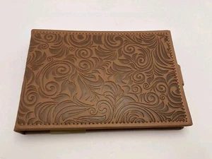 Nutmeg Photo Album By Peter Pauper Press (Holds 48 4" x 6" Photos) - Imagen 1 de 7