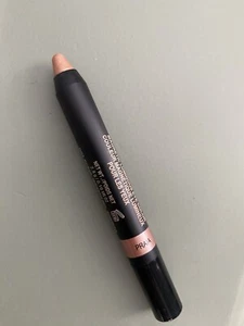 Lápiz de ojos NUDESTIX Nude Beach magnético luminoso color de ojos en 'Praia' (2,8 g) - Imagen 1 de 4
