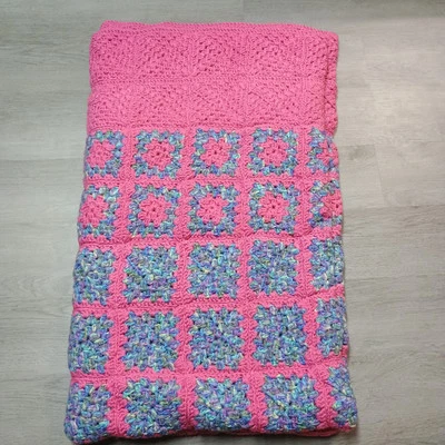 Manta cuadrada grande afgana hecha a mano rosa floral flor abuela 68 X 79 pulgadas Foto 1 de 4