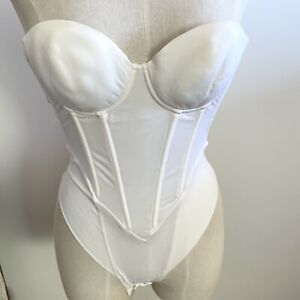VINTAGE La Perla Italy White corset bodysuit latch hook back small womens 34