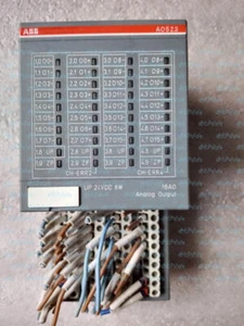 Un módulo ABB AO523 1SAP250200R0001 usado - Imagen 1 de 1