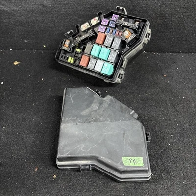 Conjunto de bloque de circuito de caja de relé de fusibles de motor Honda Pilot 2009-2011 fabricante de equipos originales Foto 1 de 4