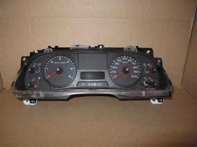 2006 2007  Ford F250 F350 Super Duty Truck Gas Speedometer Cluster - Image 1 of 4