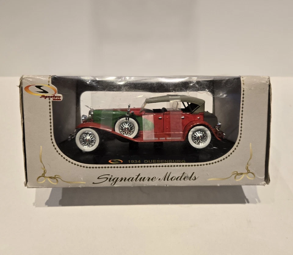 Signature Models 1934 Duesenberg  1:32 Scale Die Cast Red Green New Sealed 1/32 - Image 1 of 4
