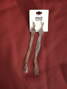 Mia Collection Goldtone Drop Dangle Earrings with Rhinestones. New With Tags * - Picture 1 of 3