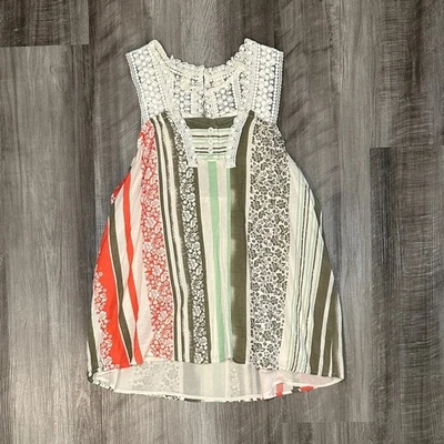 Top floral sin mangas boho de encaje de gasa CAbi Whisper - mediano Foto 1 de 4