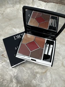 DIOR 5 COULEURS PALETTE OMBRETTI 889 REFLEX EDIZIONE LIMITATA NUOVO CON SCATOLA - Foto 1 di 4