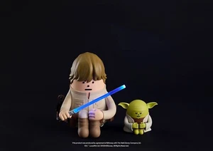 In-stock Blitzway SML Yoda Luke Skywalker SW-04 Star Wars PVC Figure H10CM(4in) - Picture 1 of 7