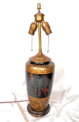 VINTAGE EARLY 20th CENTURY DOUBLE SOCKET GILT DECORATED ASIAN LAMP - Image 1 of 4