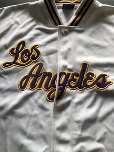 Los Angeles Lakers White Basketball Baseball Warmup Jersey Mens 2XL Button J32 - Picture 1 of 6