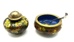 Vintage  Cloisonne Salt Dip /Spoon and Pepper Shaker Sterling Silver Salt Spoon - Picture 1 of 6