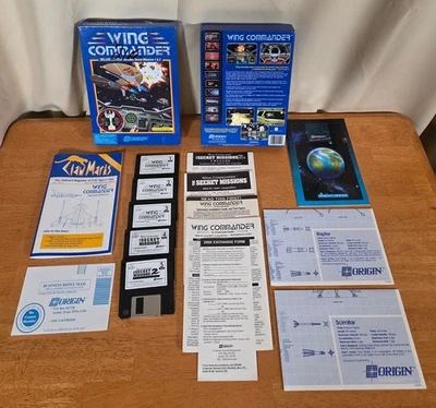 Wing Commander Deluxe Edition  3.5" Floppy Disk IBM PC  Big Box Game Origin CIB - Image 1 of 4