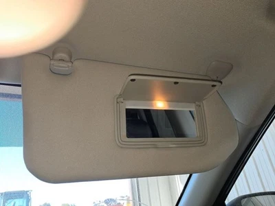 Nissan Pathfinder 2018 parasol de pasajero iluminado negro fabricante de equipos originales usado 442297 Foto 1 de 4