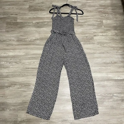 Macacão Abercrombie & Fitch S preto branco estampa manchado perna larga sem mangas - Imagem 1 de 4