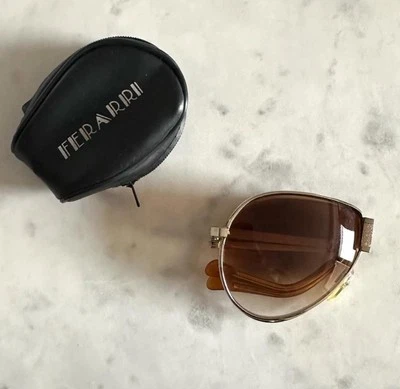Gafas de sol de aviador plegables Ferrari de colección tono dorado marrón lentes degradadas con estuche años 70 Foto 1 de 4