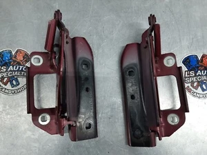 2010-2015 Camaro LT LS RS SS ZL1 Z28 OEM HOOD HINGES pair LH & RH Red 5B3 - Picture 1 of 7