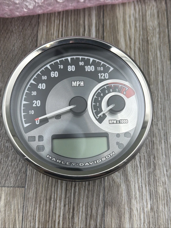 2004-17 OEM HARLEY DAVIDSON DYNA SOFTTAIL ДАТЧИКИ МЕТР SPEEDO TACH UNKOWN МИЛЬ - Изображение 1 из 3