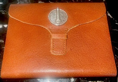 Pequeño bloc de notas portafolio de cuero marrón de 5,25 pulgadas de ancho por 4,25 de alto Foto 1 de 4