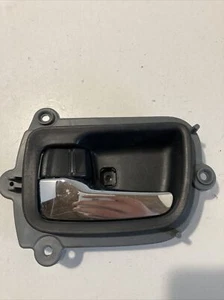 Mitsubishi Grandis Interior Handle Rear Left Door Mn134445 Genuine 2.0 Di-D 2005 - Picture 1 of 5