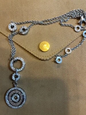Collar de diamantes de oro blanco de 18k Bvlgari Foto 1 de 4