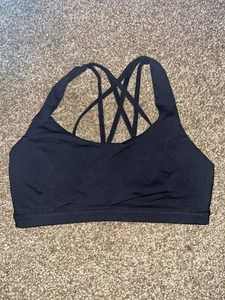 EUC Lululemon Women’s Black Sports Bra Strappy Back Size 10 - 000701 - Picture 1 of 4