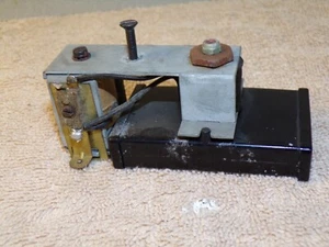 Vintage Lionel GG1 Electric Locomotive squawk box horn assembly for 2332 - Picture 1 of 3