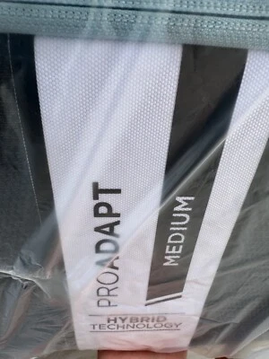 Tempur-pedic mattress Pro Adapt Medium Hybrid Techn Twin XL/Split K ex-display. - Image 1 of 4