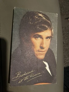 Riviera Hotel Casino Burt Bacharach Autographed Postcard Las Vegas 6¢ Stamp - Imagen 1 de 2