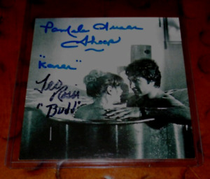 Photo dédicacée double signature signée Leo Rossi & Pamela Susan Shoop Halloween 2 (1981)
