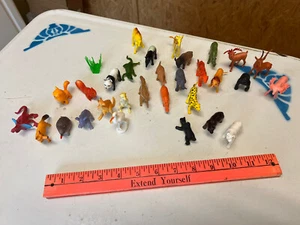 Lot OF 30 Safari Zoo Animals Wildlife Jungle Toy Figures Educational Plastic - Picture 1 of 16