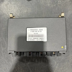 Módulo ADM Mercedes Actros 906 904 A0004463935 A 000 446 39 35 ZGS002 00008691B0 - Picture 1 of 4