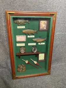 ¡¡¡BAJO-TRUCHA-SALMÓN-TEMA DE PESCA-DIORAMA 3D MADERA ENMARCADO VIDRIO ARTE CAJA DE SOMBRAS!!!! - Imagen 1 de 14