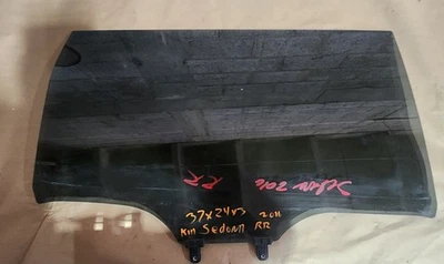 Puerta trasera derecha KIA SEDONA 2015-2021 vidrio OEM 83420-A9020 Foto 1 de 4