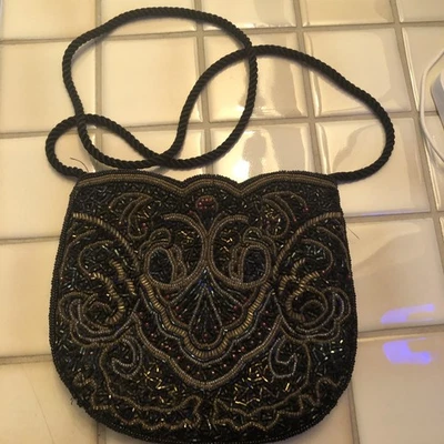 Bolso de noche vintage con cuentas de vidrio en tono joya en muy buen estado Foto 1 de 4