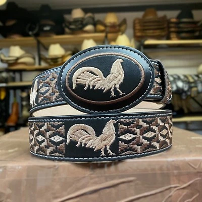 Cinturón bordado gallo. Cinturón vaquero occidental para hombre. Cinto Piteado De Piel. Foto 1 de 4