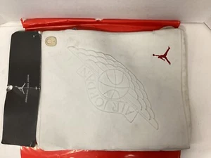 Jordan "Sac"/String Bag "vintage" Adult Unisex Bag #217876 100 white - Picture 1 of 10