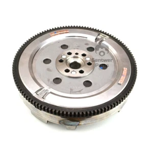 68210593AA Clutch Flywheel Jeep Renagade Fiat 500X 2015-2018 1.4 OEM FOR MOPAR - Picture 1 of 2